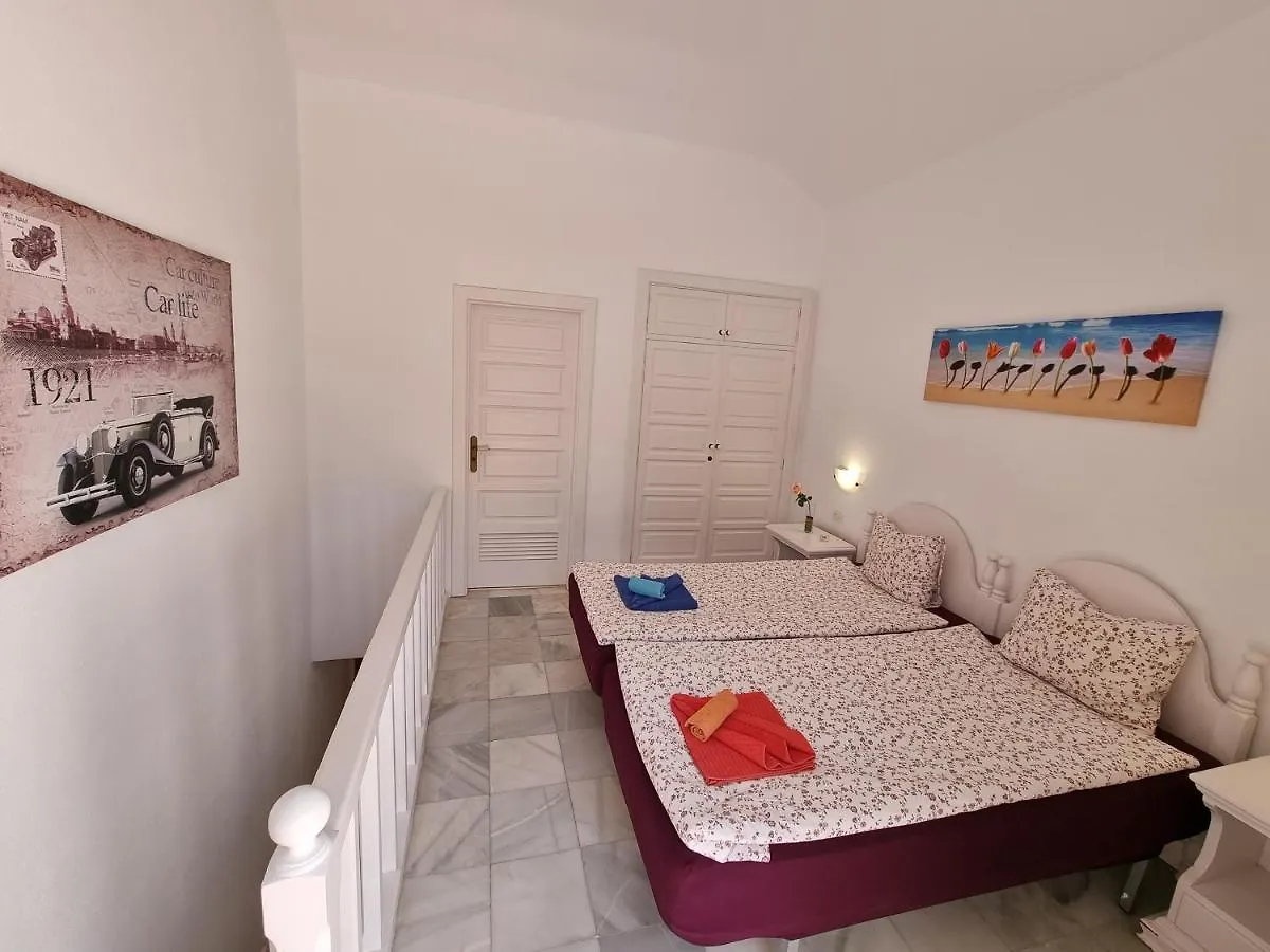 Duplex No 6 Directly At The Sea And Beach, Heated Pool, Wifi, Terrace Playa de las Américas Apartment